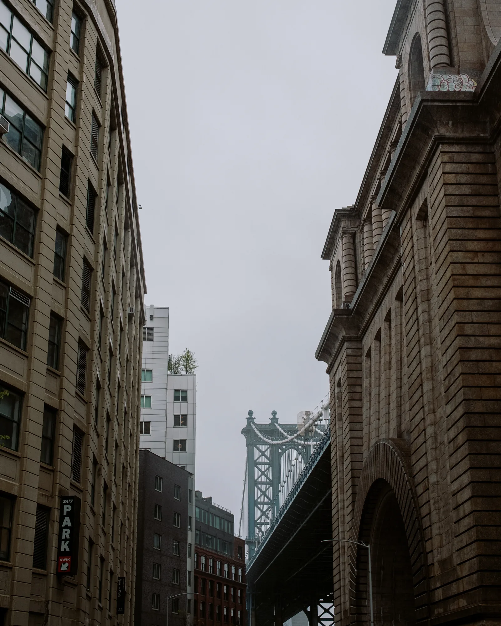 New York, photo 4 of 25